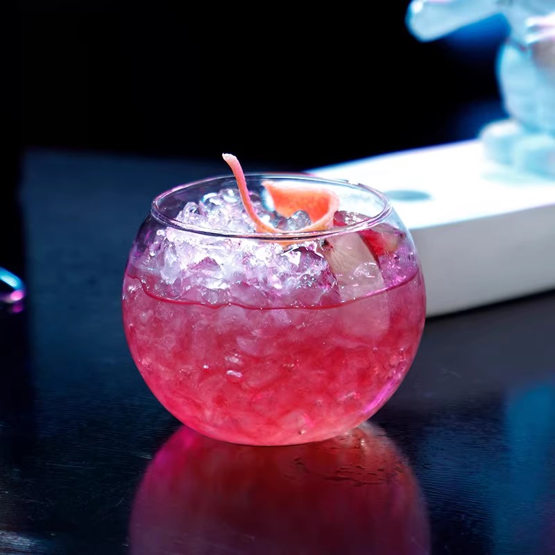 كأس شرب خاص بتصميم رائد فضاء إ - مراجعة Wine Beer Mixed Drinks وسعره