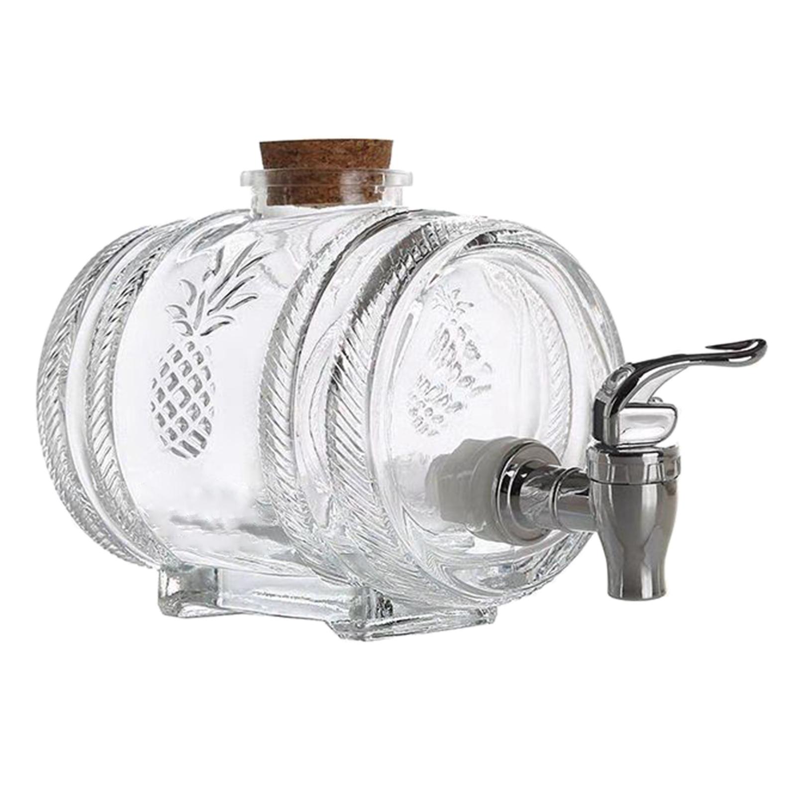 موزع زجاجي فاخر بغطاء من الفلي - مراجعة Wine Beer And Spirit وسعره