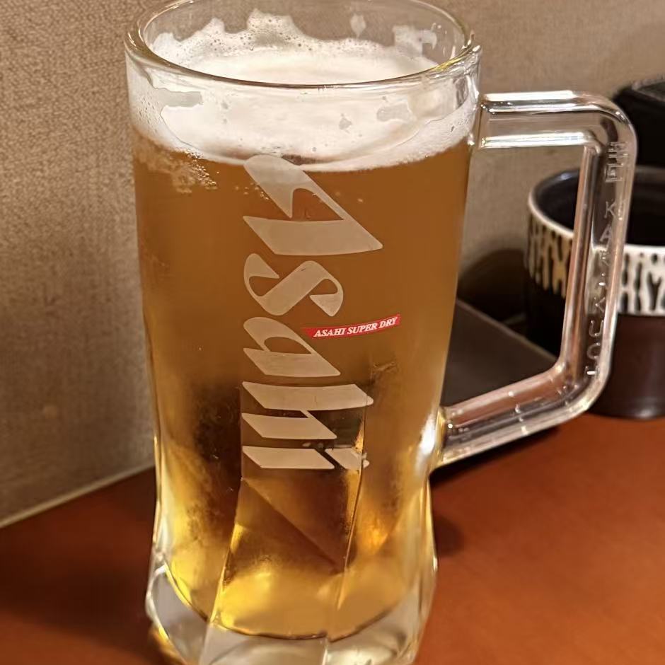 كوب بيرة أساهي سميك بمقبض للمط - مراجعة Craft Beer & Wine U- وسعره