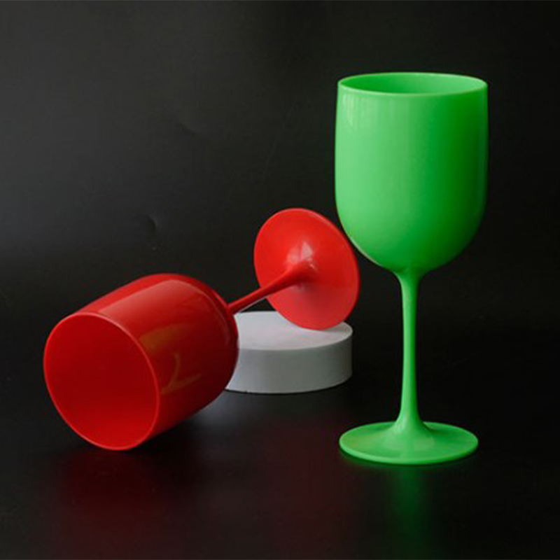 مزمار الشمبانيا البلاستيكي الق - مراجعة Champagne Flute Pair وسعره