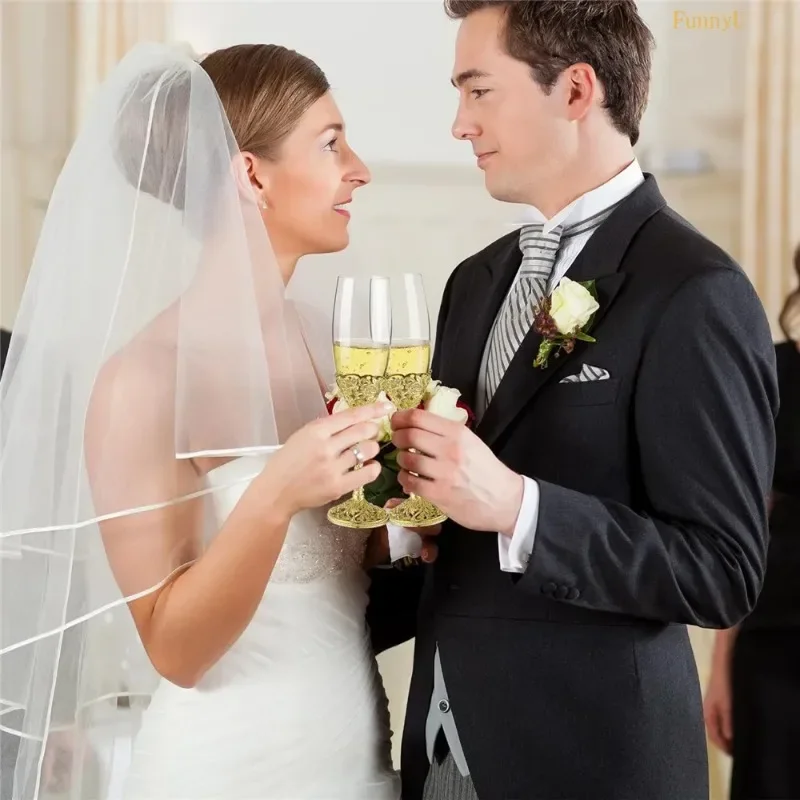 فلوت إغاثة جديدة من زجاج الشمب - مراجعة Champagne Flute Pair وسعره