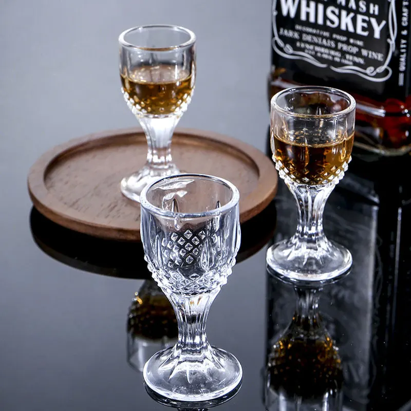 طقم من 6 قطع من كؤوس النبيذ ال - مراجعة Wine Beer And Spirit وسعره